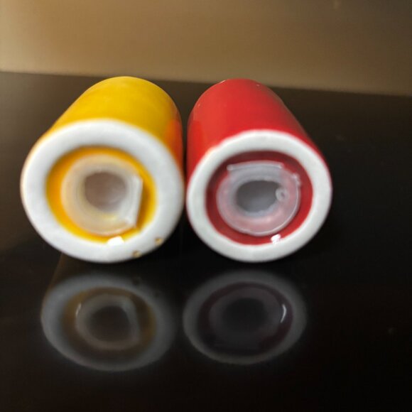 NEW Ceramic Ketchup/Mustard S&P Shakers - Picture 5 of 5